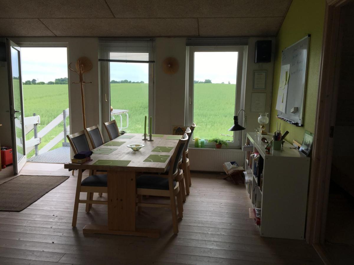 Bed and Breakfast Margretelyst à Farsø Extérieur photo